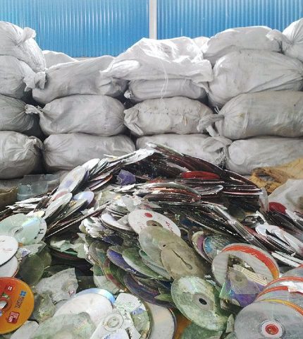 PC-CD-DVD-Discs-Scrap